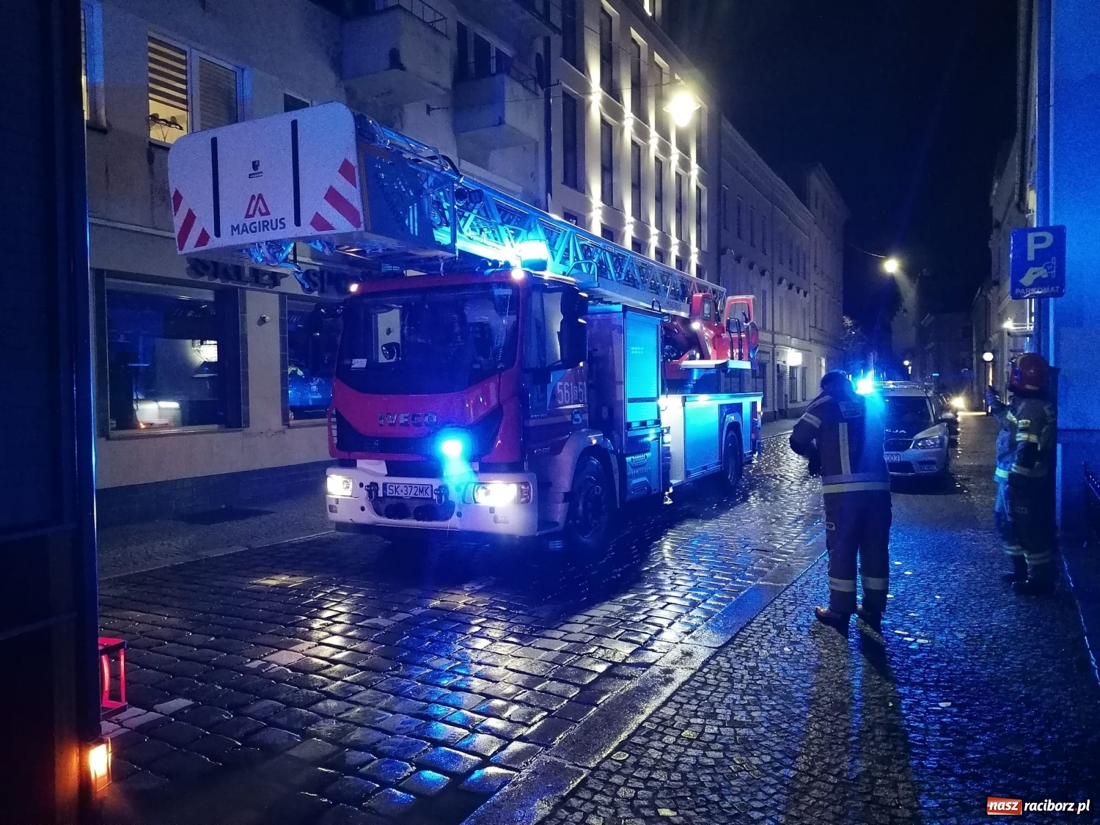 Zdjęcie w galerii na portalu naszraciborz.pl: Cztery zastępy w akcji na Chopina w Raciborzu [FOTO i WIDEO] wiadomości z regionu
