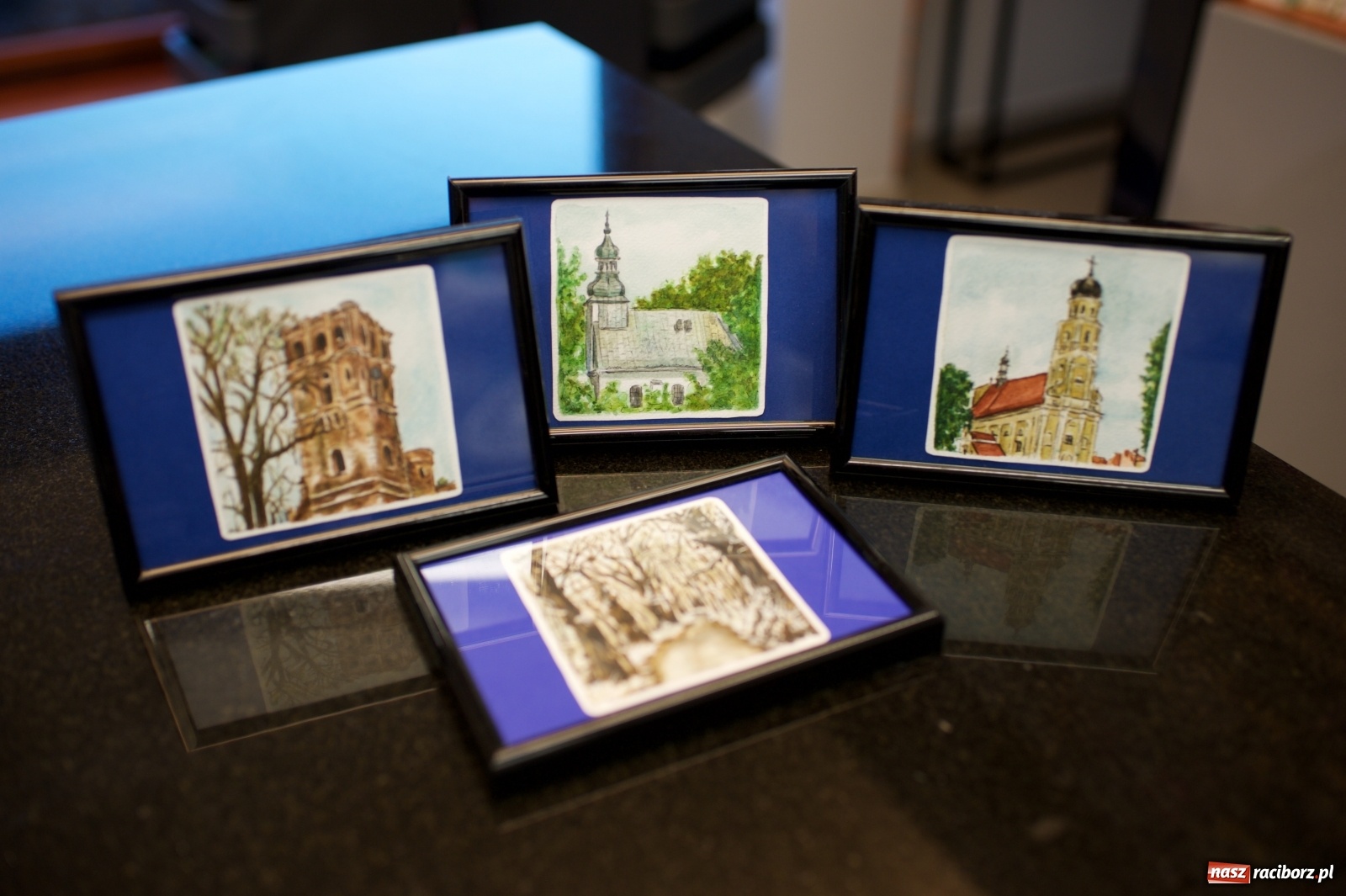 Zdjęcie w galerii na portalu naszraciborz.pl: 30. finał WOŚP w tworkowskim studiu Luiza wiadomości z regionu