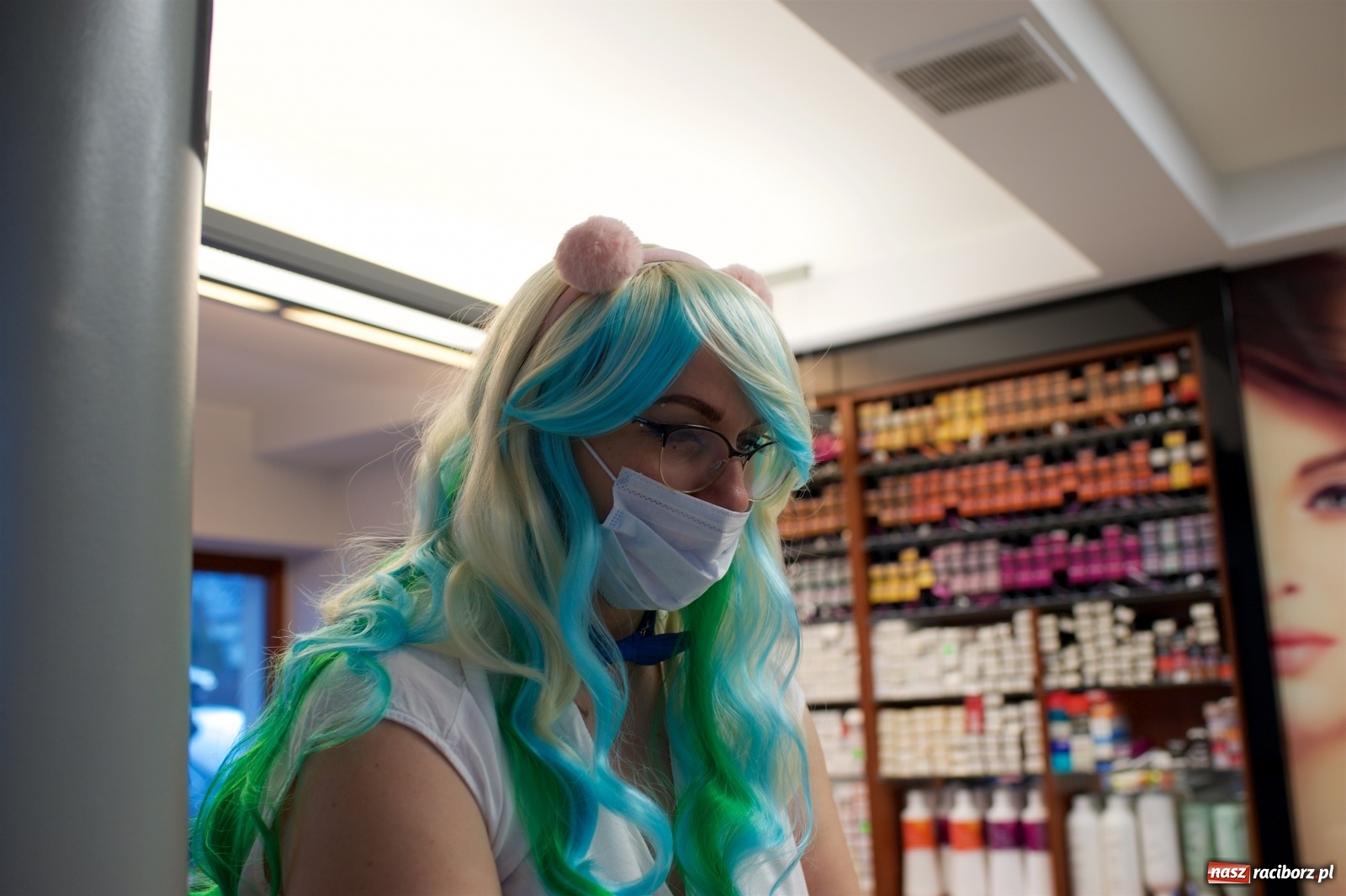 Zdjęcie w galerii na portalu naszraciborz.pl: 30. finał WOŚP w tworkowskim studiu Luiza wiadomości z regionu