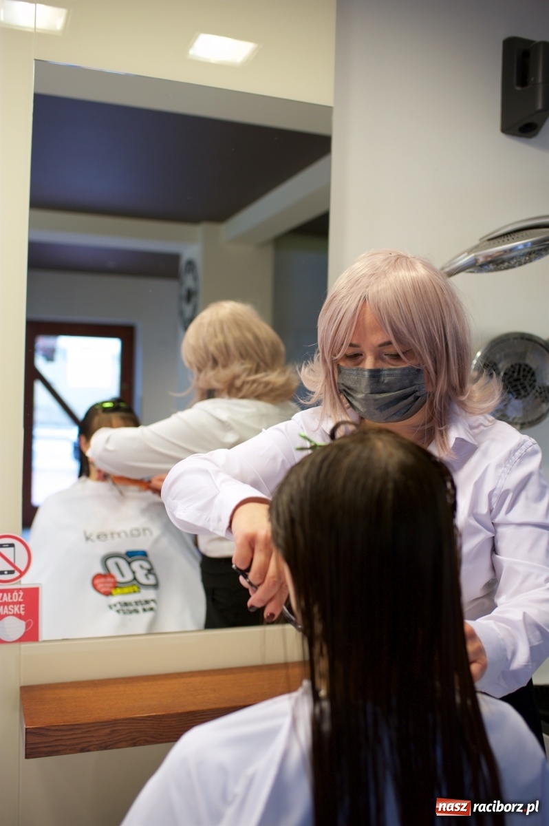 Zdjęcie w galerii na portalu naszraciborz.pl: 30. finał WOŚP w tworkowskim studiu Luiza wiadomości z regionu