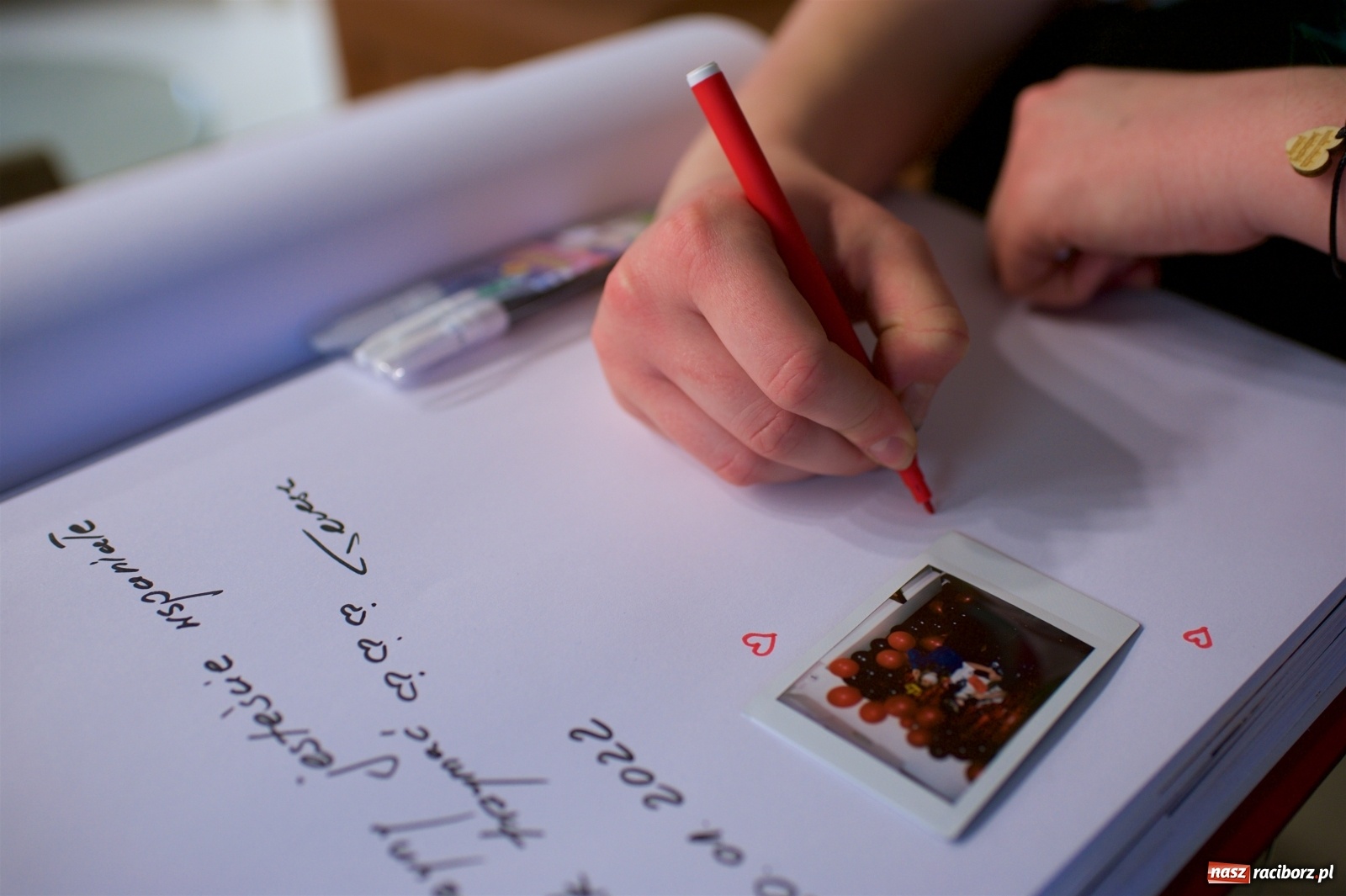 Zdjęcie w galerii na portalu naszraciborz.pl: 30. finał WOŚP w tworkowskim studiu Luiza wiadomości z regionu