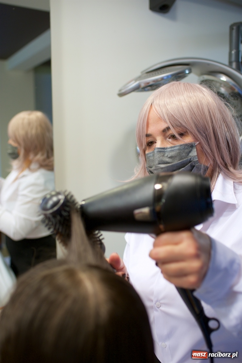 Zdjęcie w galerii na portalu naszraciborz.pl: 30. finał WOŚP w tworkowskim studiu Luiza wiadomości z regionu