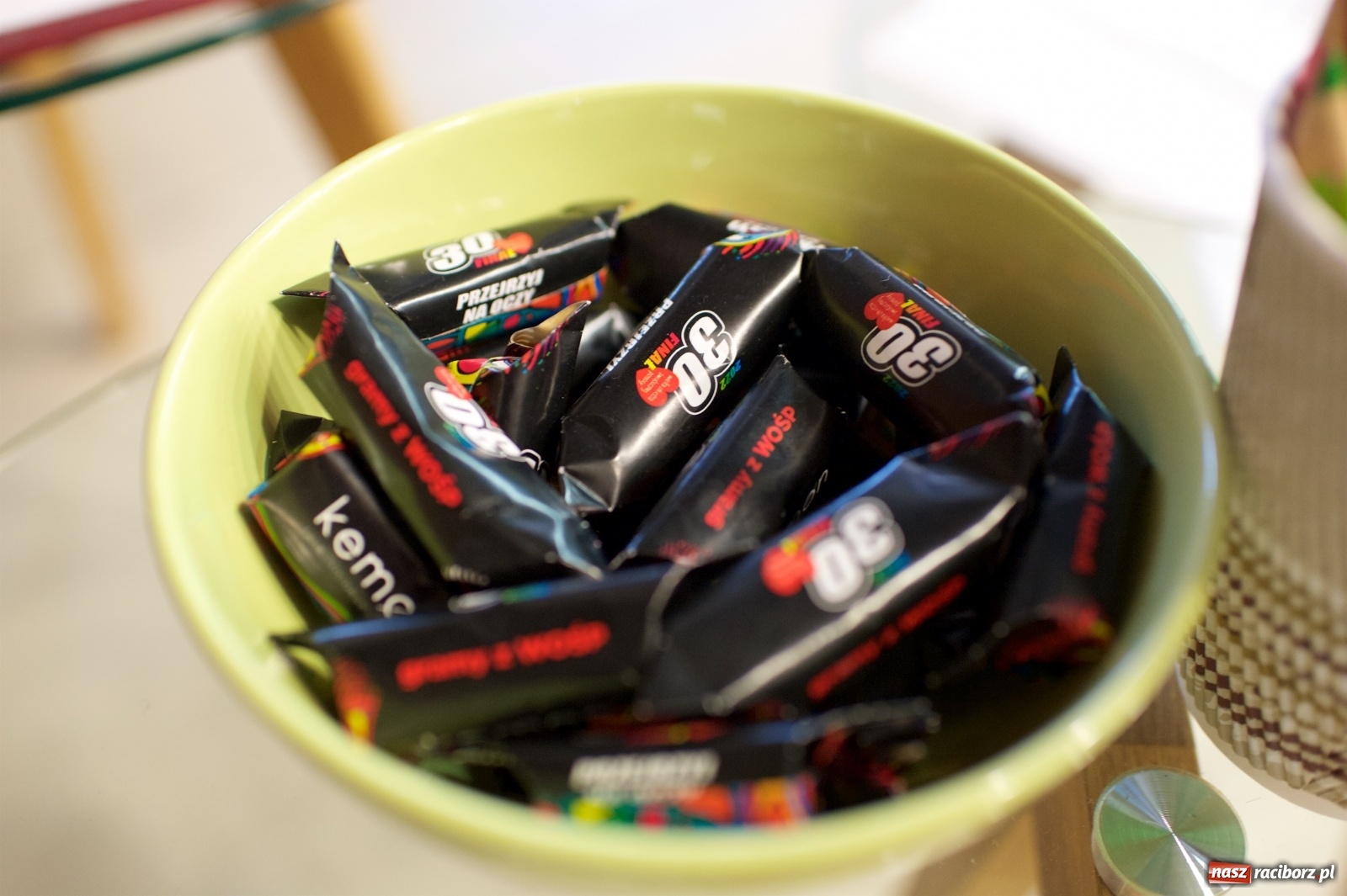 Zdjęcie w galerii na portalu naszraciborz.pl: 30. finał WOŚP w tworkowskim studiu Luiza wiadomości z regionu