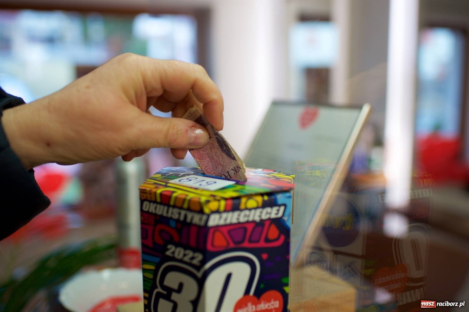 Zdjęcie w galerii na portalu naszraciborz.pl: 30. finał WOŚP w tworkowskim studiu Luiza wiadomości z regionu