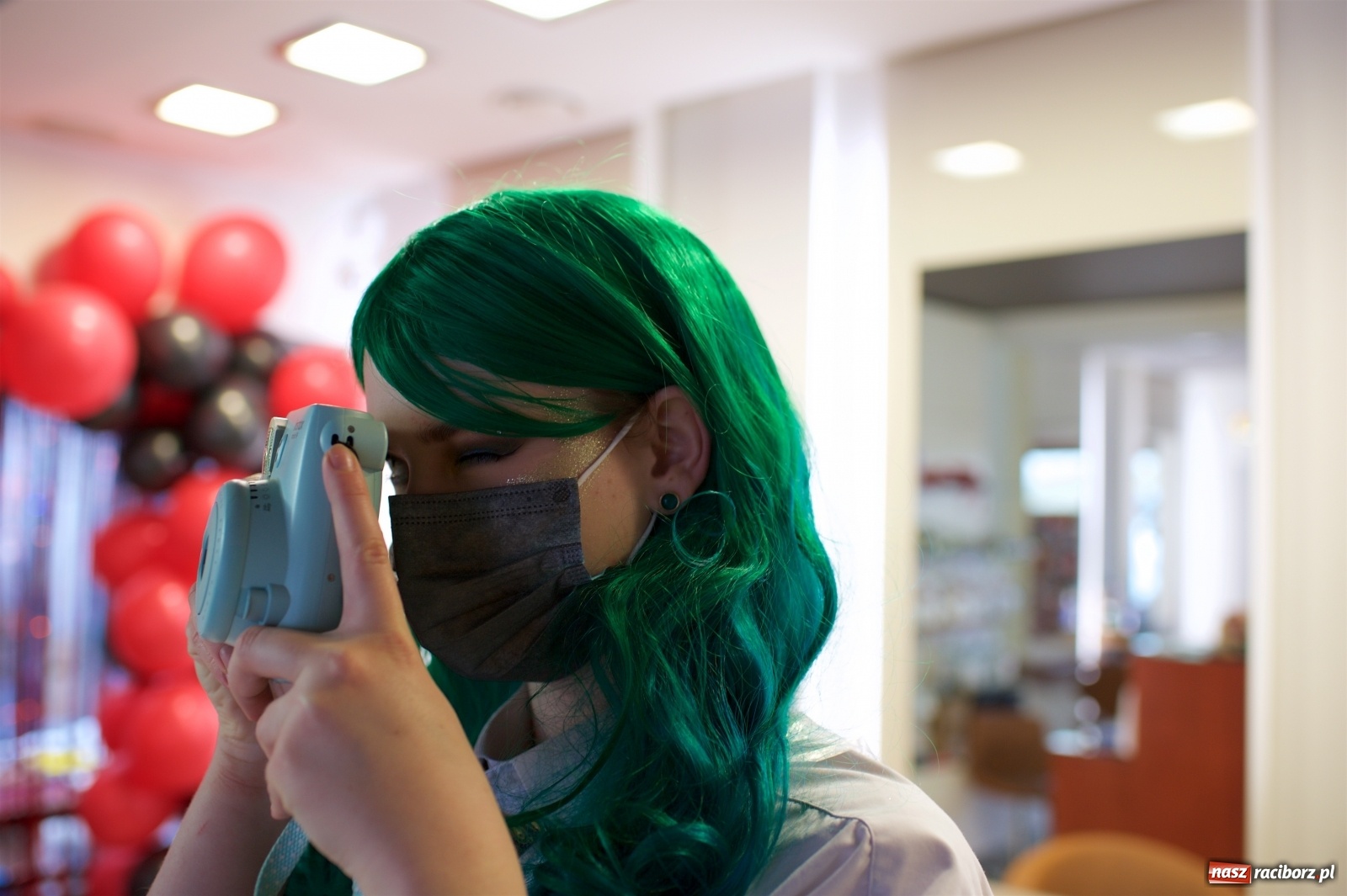 Zdjęcie w galerii na portalu naszraciborz.pl: 30. finał WOŚP w tworkowskim studiu Luiza wiadomości z regionu