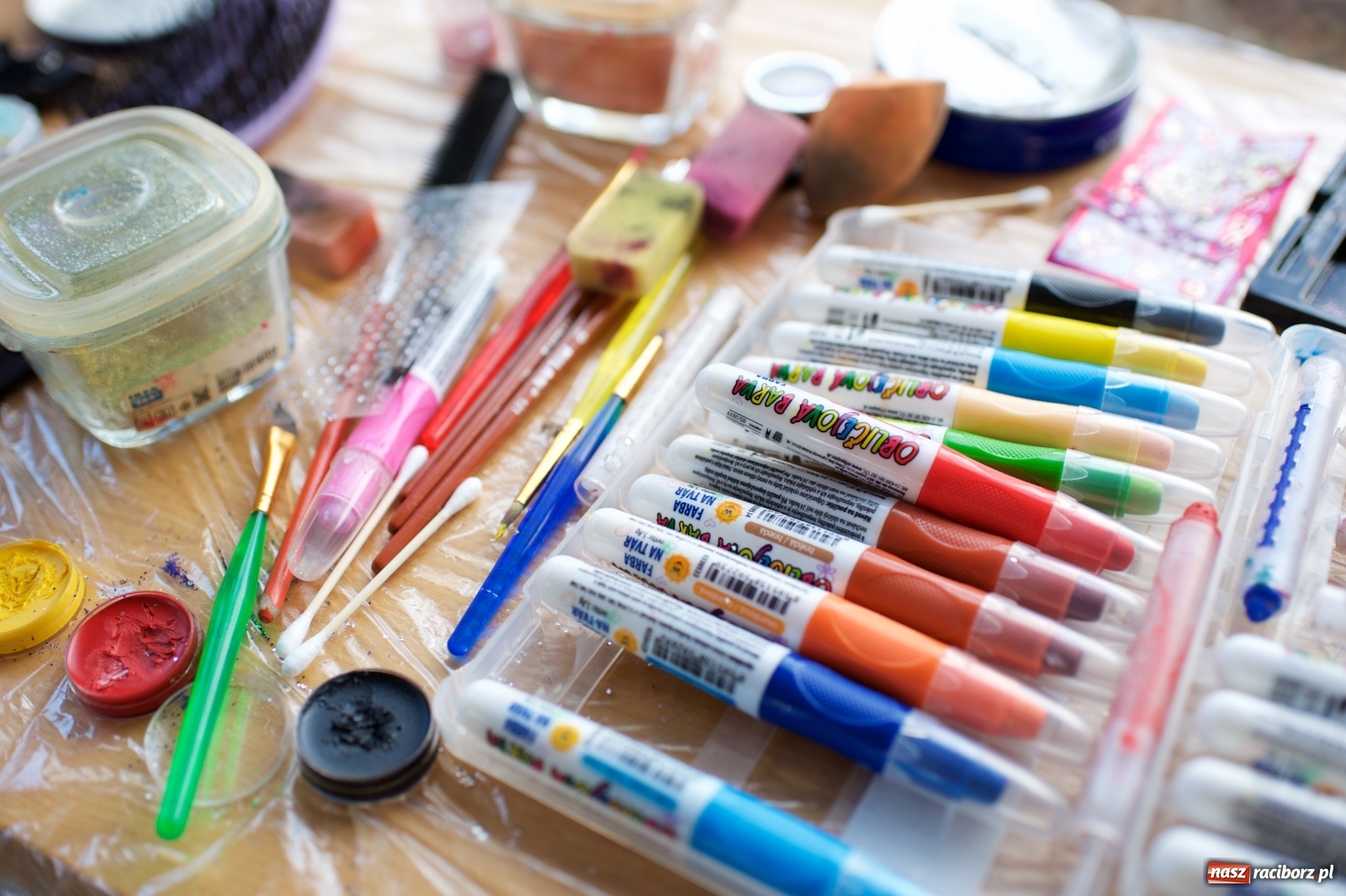 Zdjęcie w galerii na portalu naszraciborz.pl: 30. finał WOŚP w tworkowskim studiu Luiza wiadomości z regionu