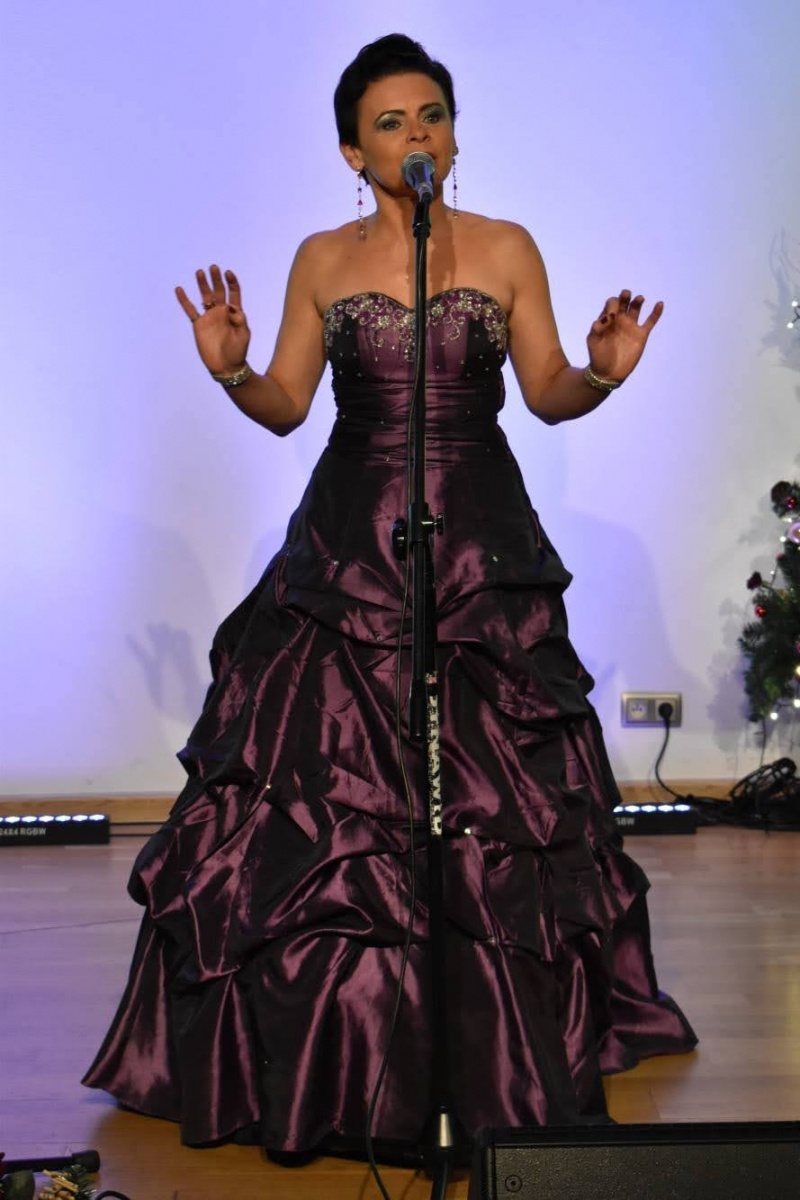 Zdjęcie w galerii na portalu naszraciborz.pl: Operetkowe szlagiery i nie tylko zabrzmiały na zamku wiadomości z regionu