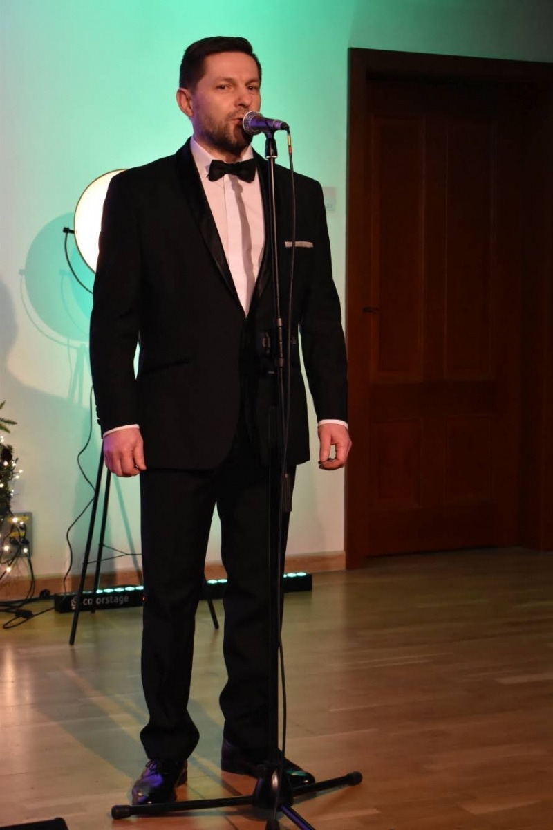 Zdjęcie w galerii na portalu naszraciborz.pl: Operetkowe szlagiery i nie tylko zabrzmiały na zamku wiadomości z regionu