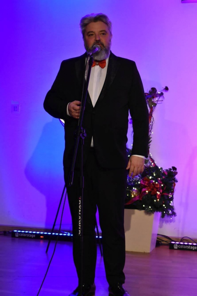 Zdjęcie w galerii na portalu naszraciborz.pl: Operetkowe szlagiery i nie tylko zabrzmiały na zamku wiadomości z regionu