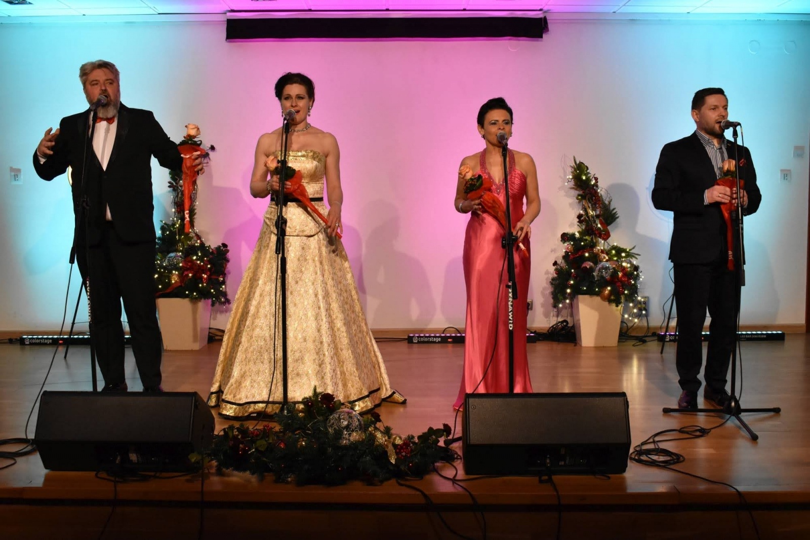 Zdjęcie w galerii na portalu naszraciborz.pl: Operetkowe szlagiery i nie tylko zabrzmiały na zamku wiadomości z regionu