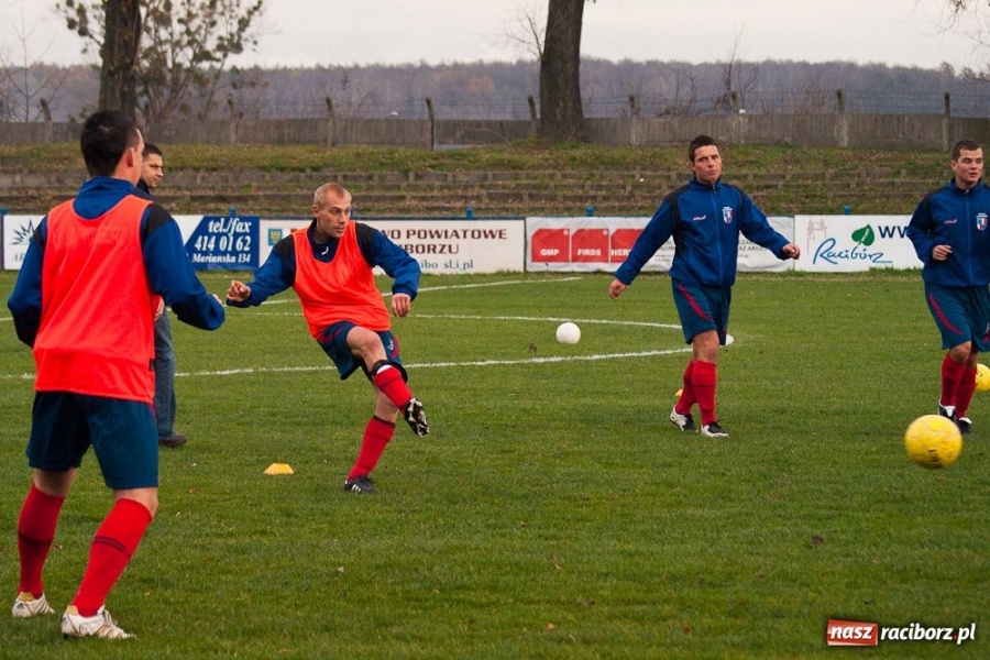 Zdjęcie w galerii na portalu naszraciborz.pl: Zagrali jak nigdy, przegrali jak zwykle wiadomości z regionu