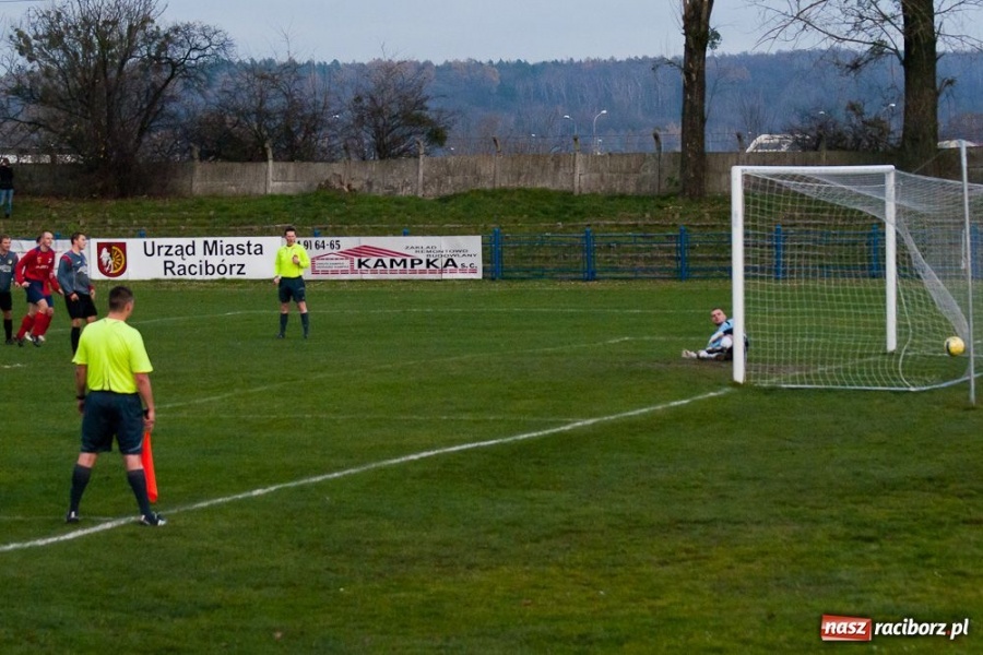 Zdjęcie w galerii na portalu naszraciborz.pl: Zagrali jak nigdy, przegrali jak zwykle wiadomości z regionu