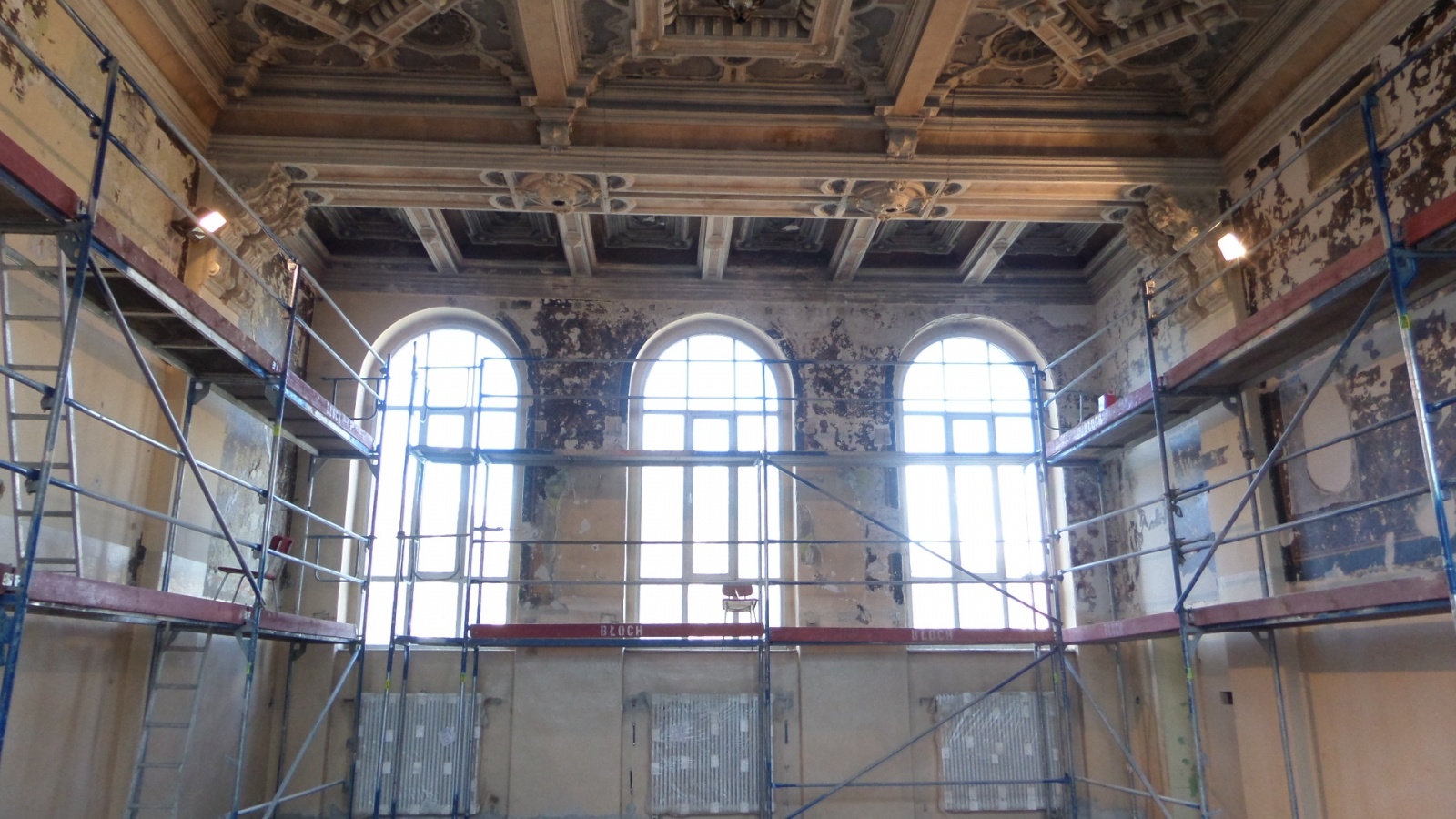 Zdjęcie w galerii na portalu naszraciborz.pl: Sąd przy Wojska Polskiego gotowy na otwarcie. Odnowione wnętrza imponują [FOTO] wiadomości z regionu