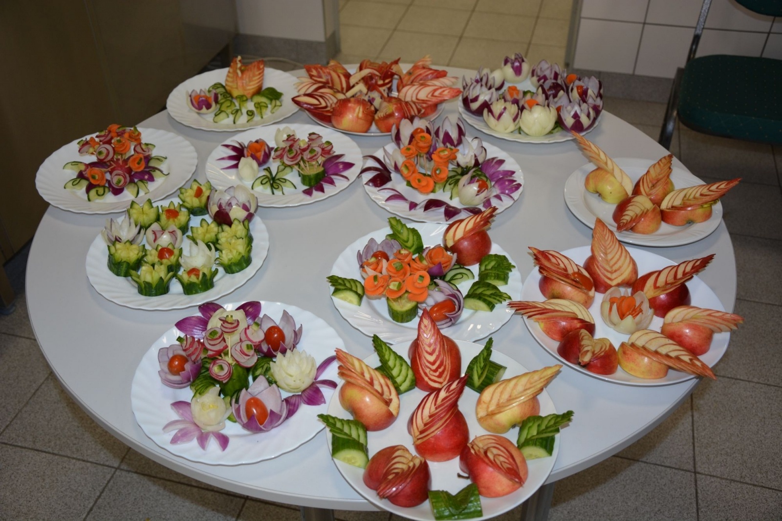 Zdjęcie w galerii na portalu naszraciborz.pl: Uczniowie CKZiU nr 1 nie mieli w styczniu odpoczynku. Byli w salonie mistrza świata! wiadomości z regionu