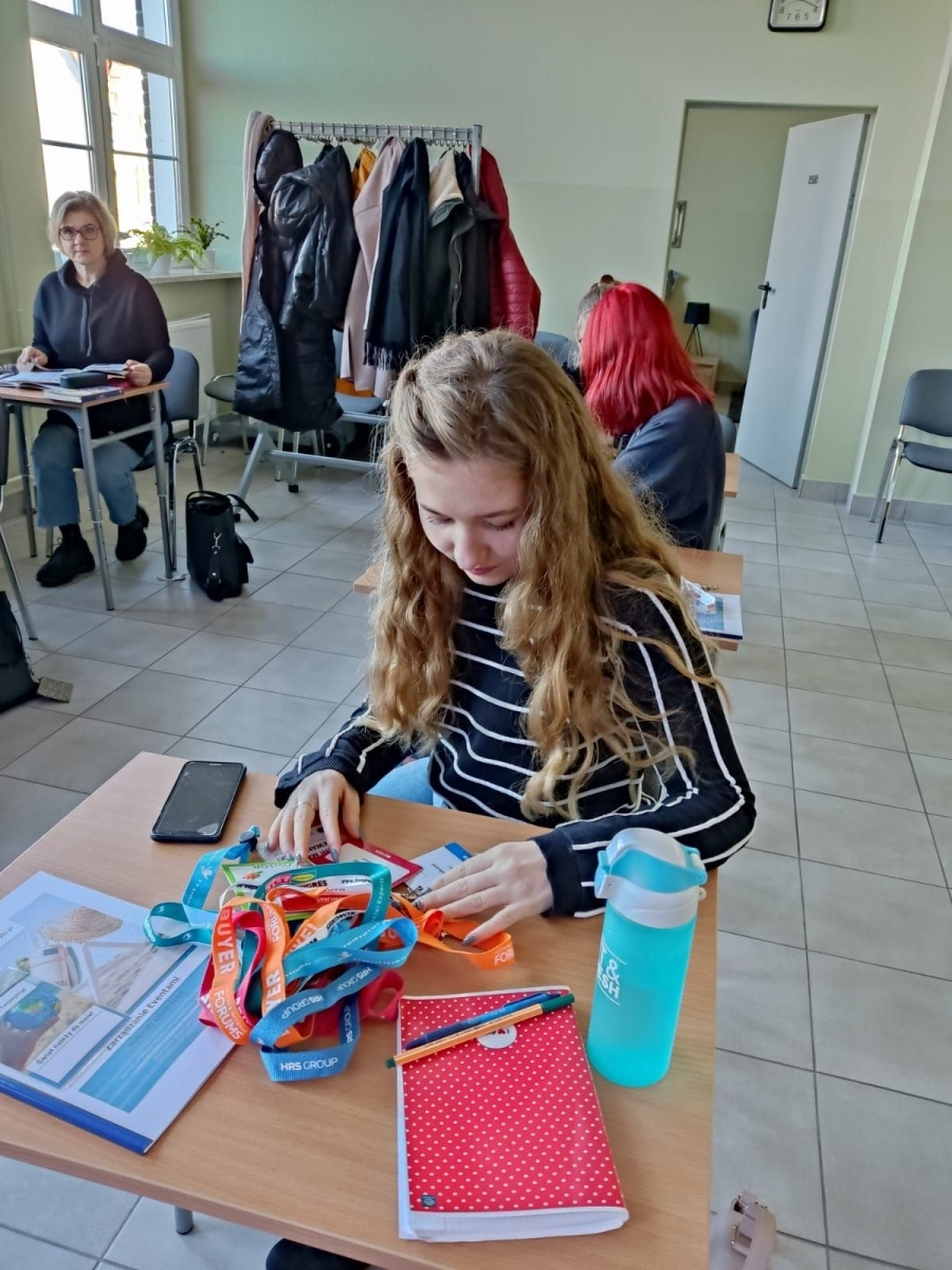 Zdjęcie w galerii na portalu naszraciborz.pl: Uczniowie CKZiU nr 1 nie mieli w styczniu odpoczynku. Byli w salonie mistrza świata! wiadomości z regionu