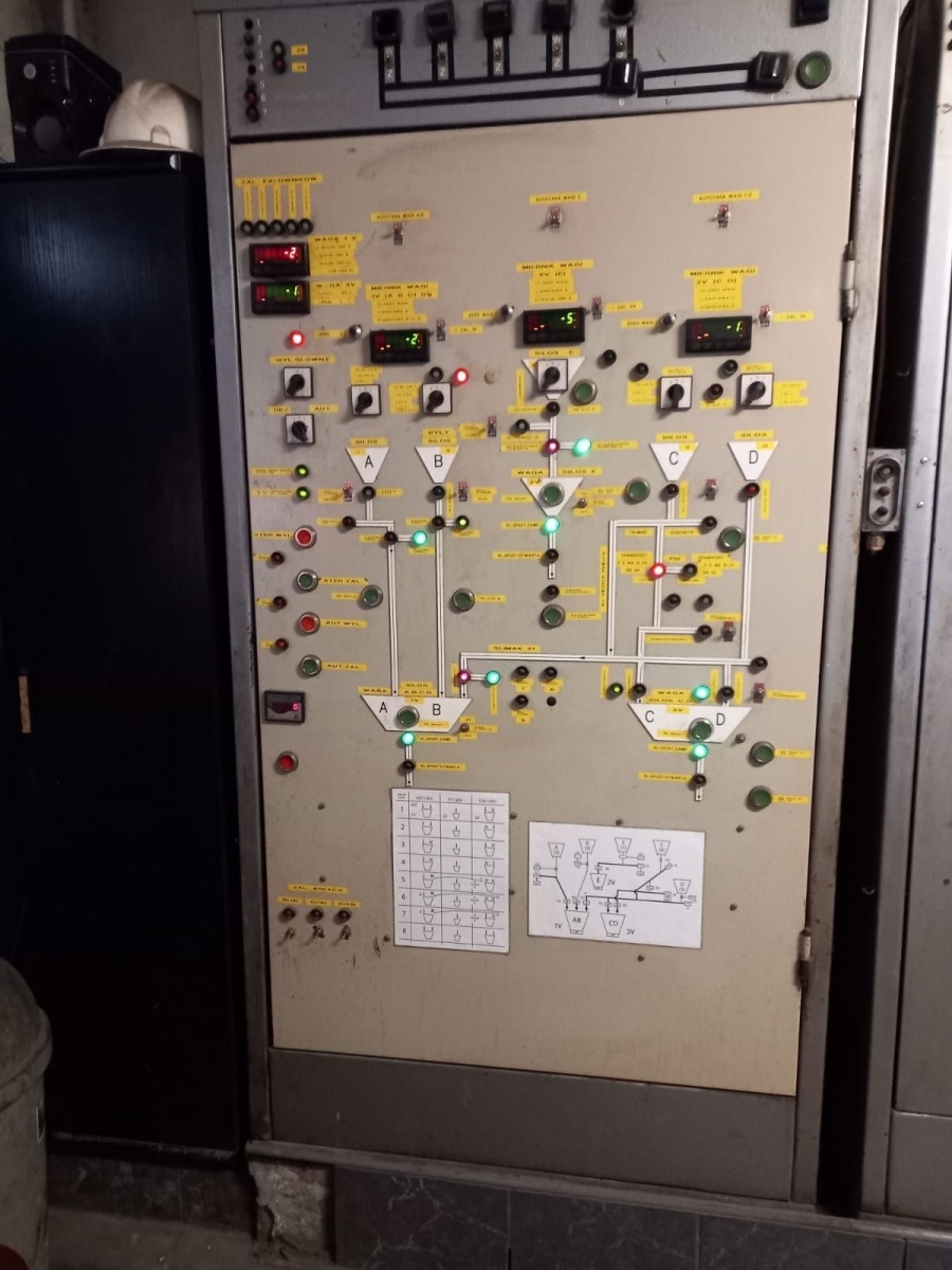 Zdjęcie w galerii na portalu naszraciborz.pl: Uczniowie CKZiU nr 1 nie mieli w styczniu odpoczynku. Byli w salonie mistrza świata! wiadomości z regionu