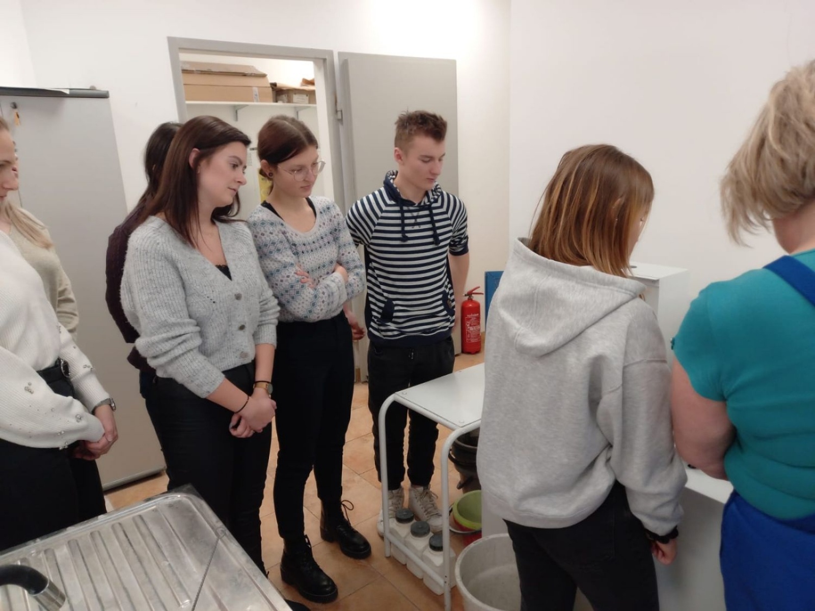 Zdjęcie w galerii na portalu naszraciborz.pl: Uczniowie CKZiU nr 1 nie mieli w styczniu odpoczynku. Byli w salonie mistrza świata! wiadomości z regionu