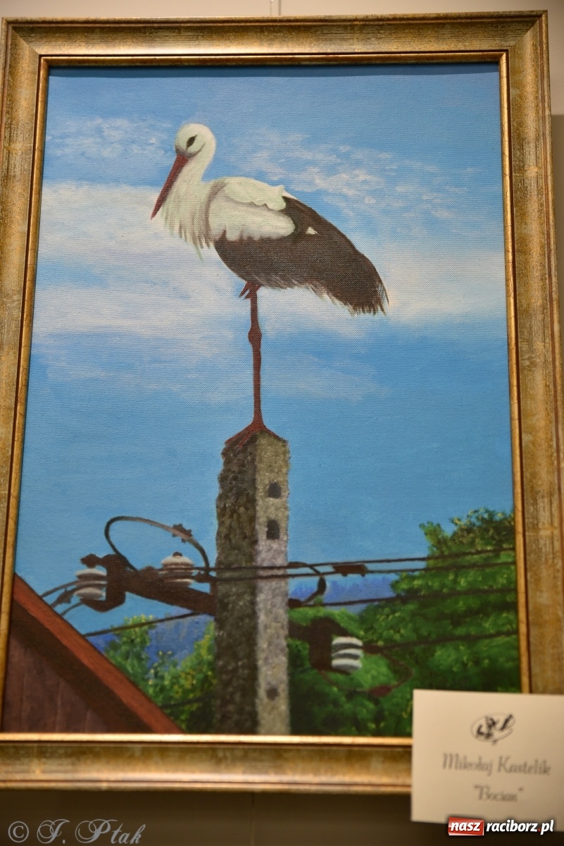 Zdjęcie w galerii na portalu naszraciborz.pl: Nie prosimy o litość. Sztuka artystów malujących ustami i nogami pokazana w Raciborzu wiadomości z regionu