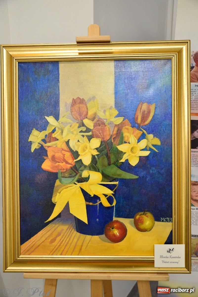 Zdjęcie w galerii na portalu naszraciborz.pl: Nie prosimy o litość. Sztuka artystów malujących ustami i nogami pokazana w Raciborzu wiadomości z regionu