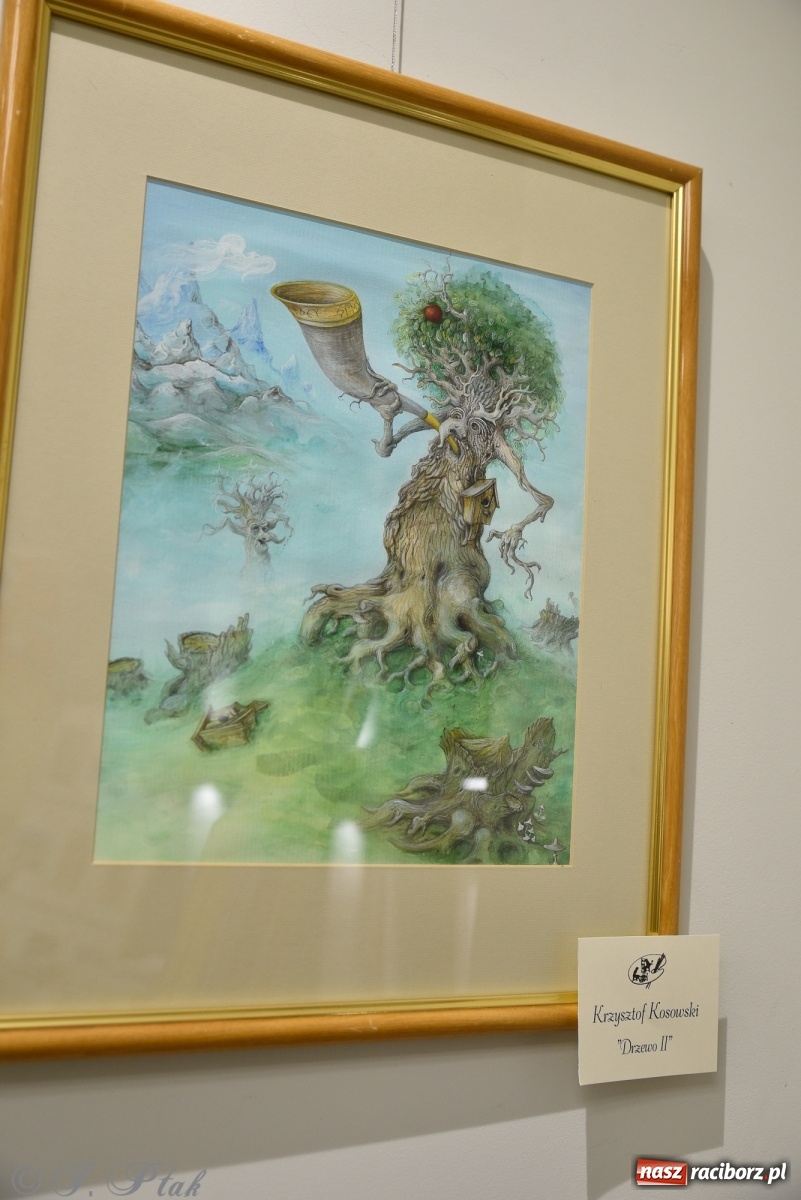 Zdjęcie w galerii na portalu naszraciborz.pl: Nie prosimy o litość. Sztuka artystów malujących ustami i nogami pokazana w Raciborzu wiadomości z regionu