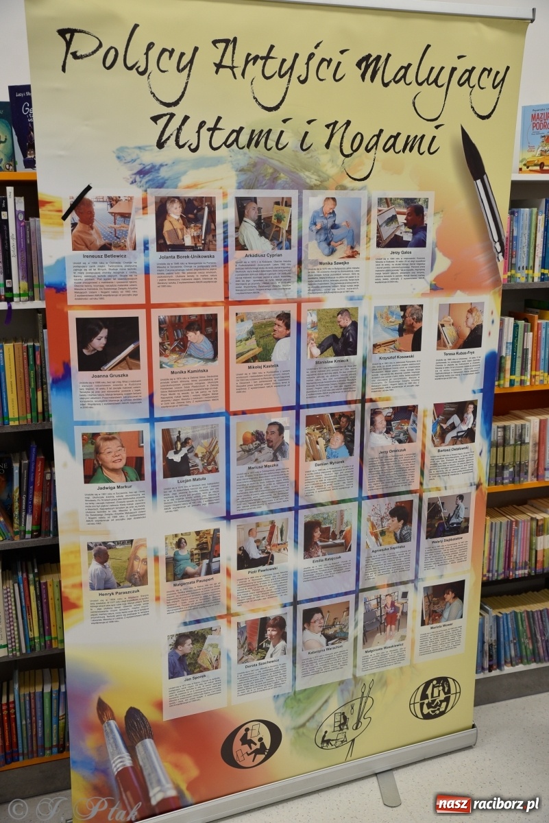 Zdjęcie w galerii na portalu naszraciborz.pl: Nie prosimy o litość. Sztuka artystów malujących ustami i nogami pokazana w Raciborzu wiadomości z regionu