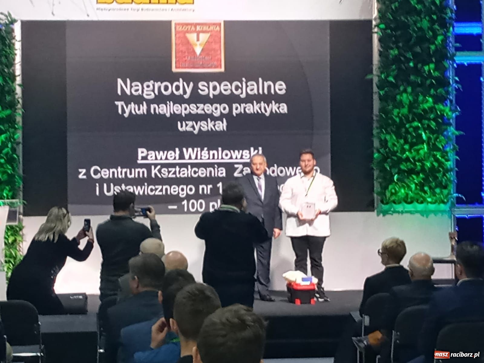 Zdjęcie w galerii na portalu naszraciborz.pl: Najlepszy praktyk w Polsce uczy się w CKZiU nr 1 w Raciborzu wiadomości z regionu