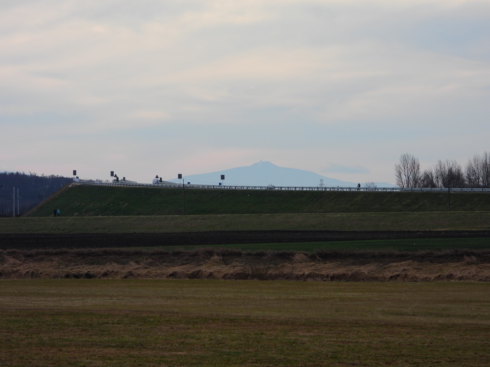 Zdjęcie w galerii na portalu naszraciborz.pl: Łysa Góra jak na dłoni. Niesamowite widoki z Raciborza wiadomości z regionu