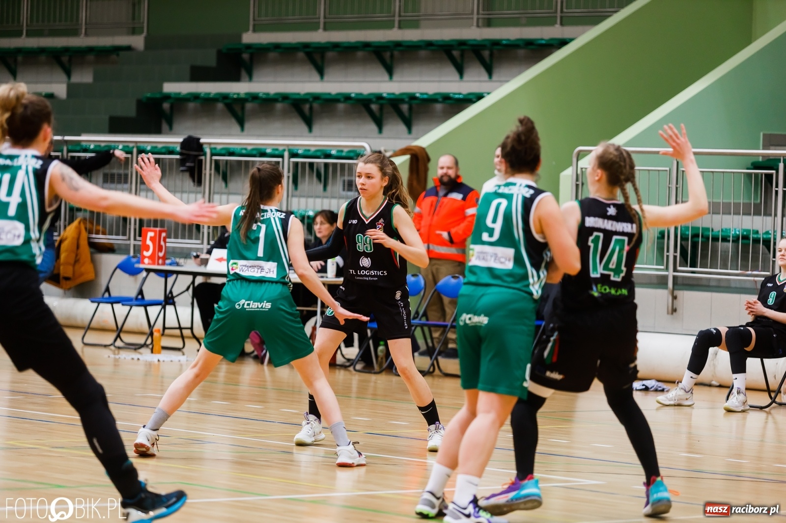 Zdjęcie w galerii na portalu naszraciborz.pl: Do pięciu razy sztuka. RKK AZS pokonał Zagłębie Sosnowiec [FOTO i WIDEO] wiadomości z regionu