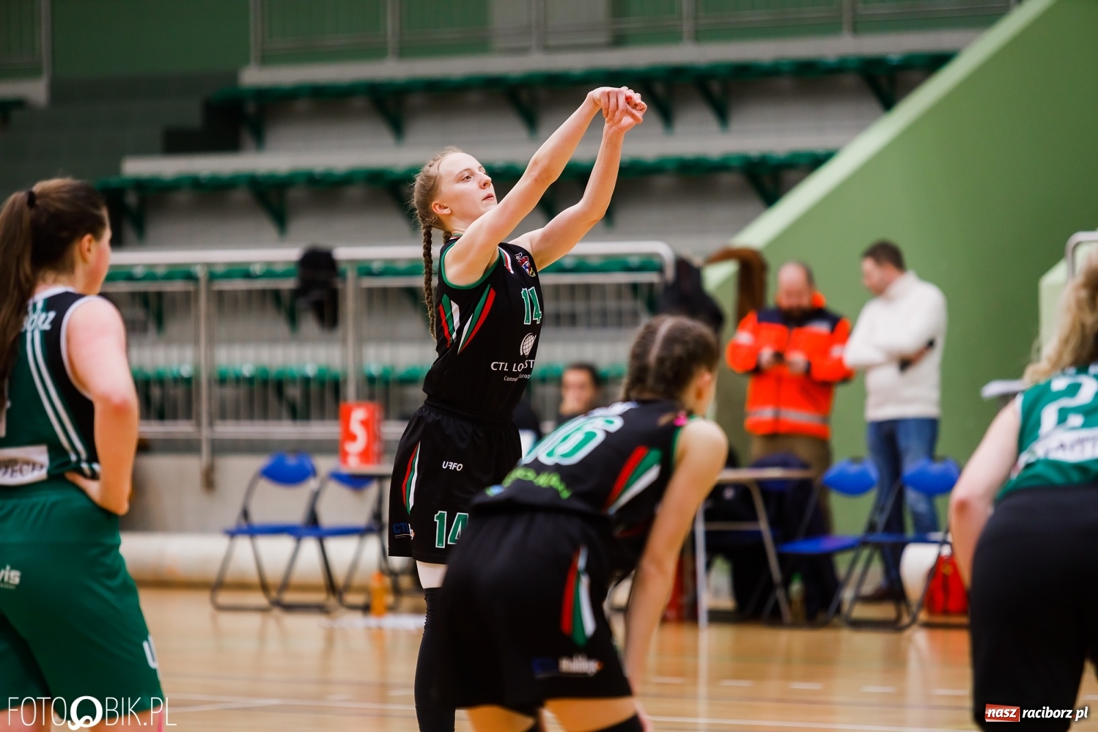 Zdjęcie w galerii na portalu naszraciborz.pl: Do pięciu razy sztuka. RKK AZS pokonał Zagłębie Sosnowiec [FOTO i WIDEO] wiadomości z regionu