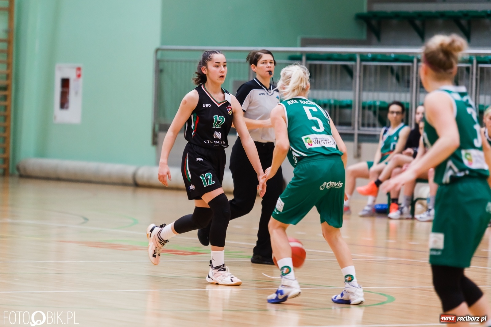 Zdjęcie w galerii na portalu naszraciborz.pl: Do pięciu razy sztuka. RKK AZS pokonał Zagłębie Sosnowiec [FOTO i WIDEO] wiadomości z regionu