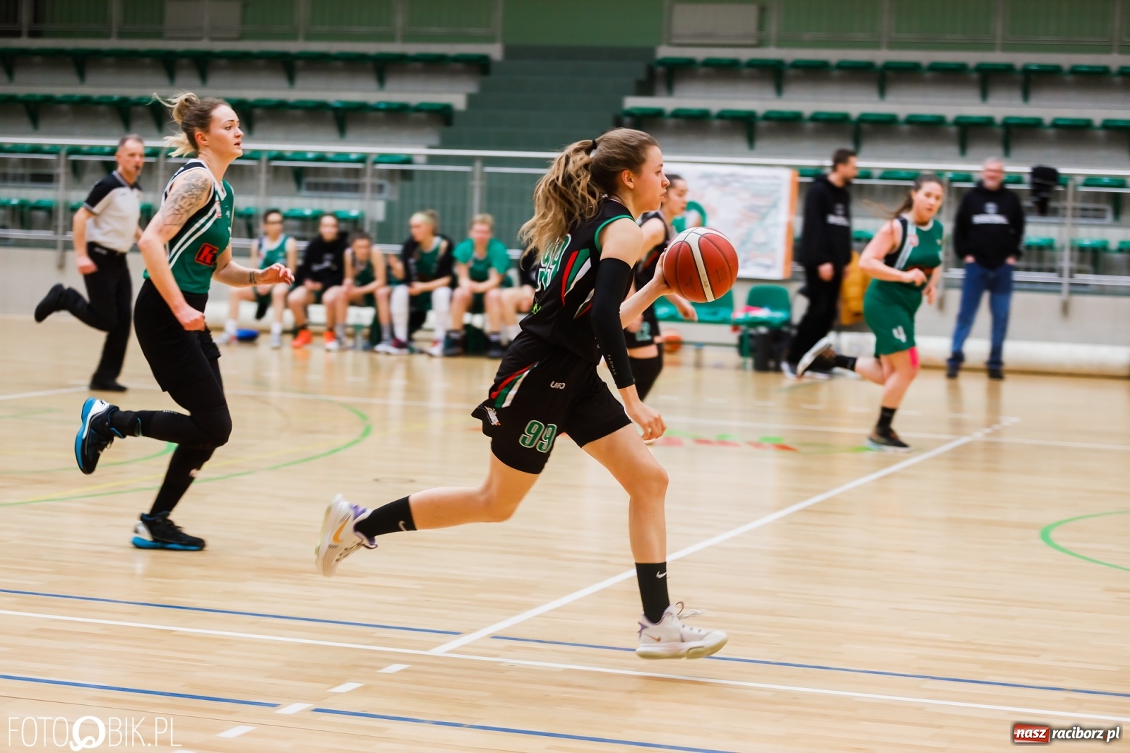 Zdjęcie w galerii na portalu naszraciborz.pl: Do pięciu razy sztuka. RKK AZS pokonał Zagłębie Sosnowiec [FOTO i WIDEO] wiadomości z regionu