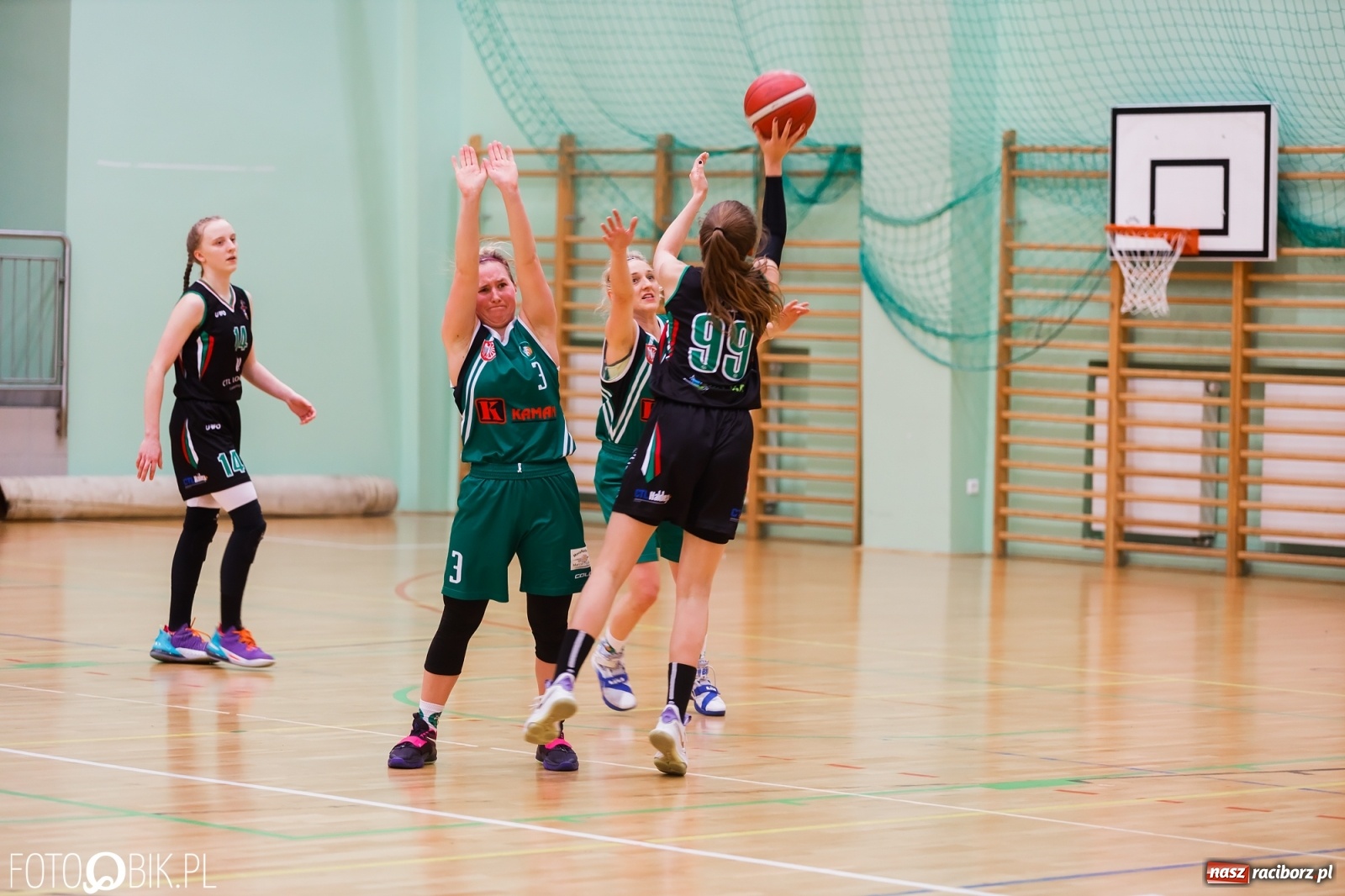 Zdjęcie w galerii na portalu naszraciborz.pl: Do pięciu razy sztuka. RKK AZS pokonał Zagłębie Sosnowiec [FOTO i WIDEO] wiadomości z regionu
