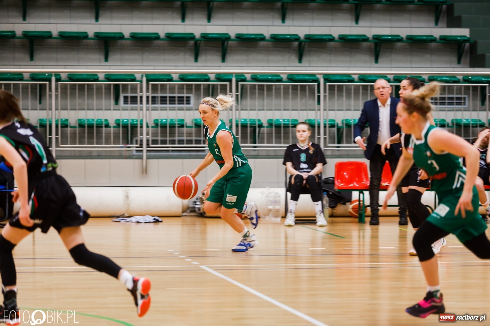 Zdjęcie w galerii na portalu naszraciborz.pl: Do pięciu razy sztuka. RKK AZS pokonał Zagłębie Sosnowiec [FOTO i WIDEO] wiadomości z regionu