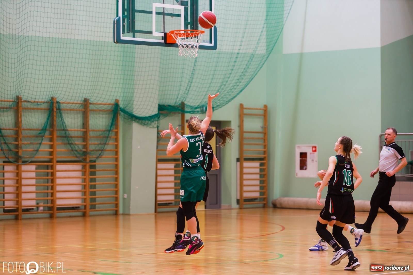 Zdjęcie w galerii na portalu naszraciborz.pl: Do pięciu razy sztuka. RKK AZS pokonał Zagłębie Sosnowiec [FOTO i WIDEO] wiadomości z regionu