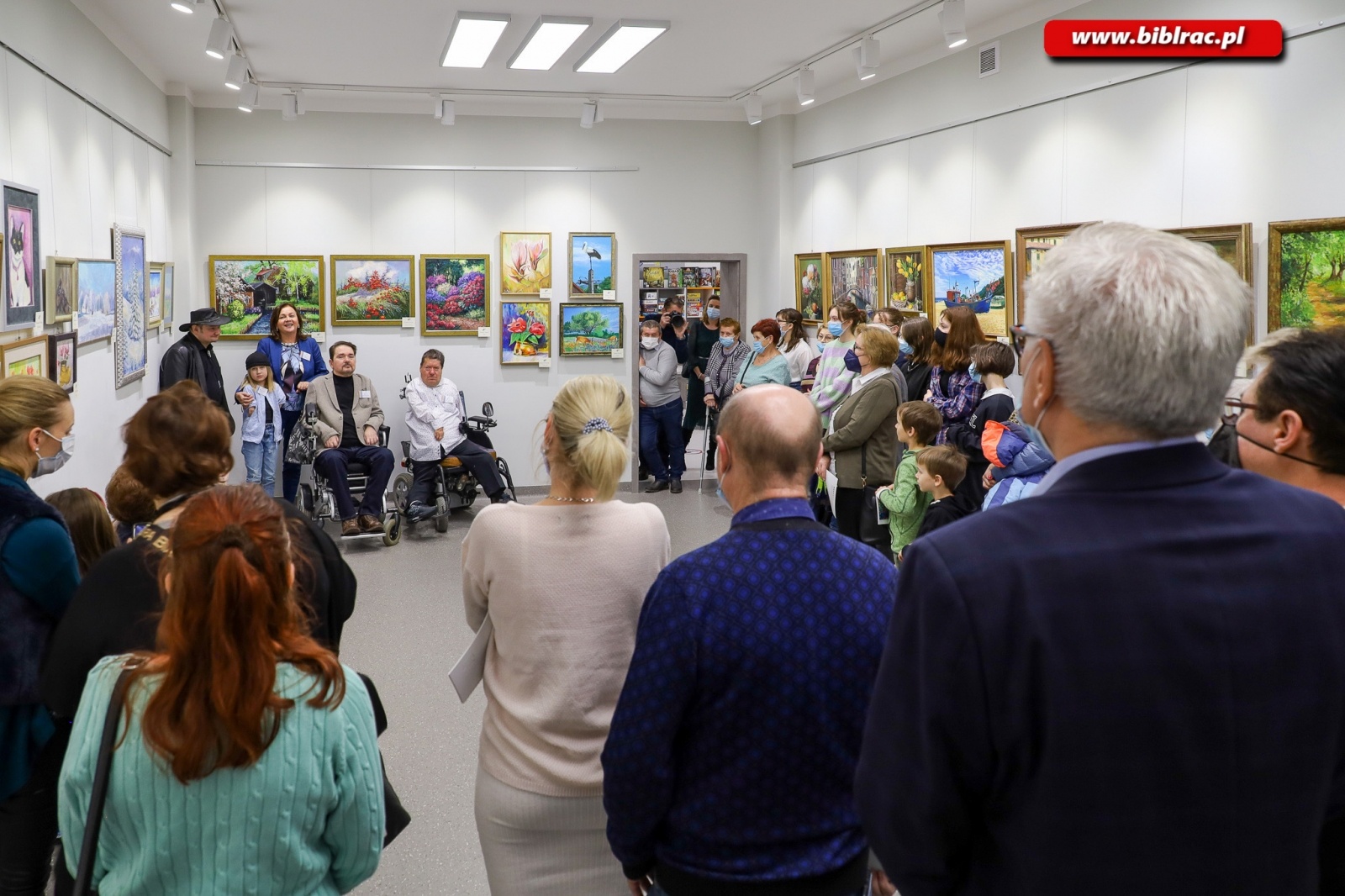 Zdjęcie w galerii na portalu naszraciborz.pl: Czterech artystów pokazało swoje umiejętności na wyjątkowym wernisażu [relacja MIPBP] wiadomości z regionu