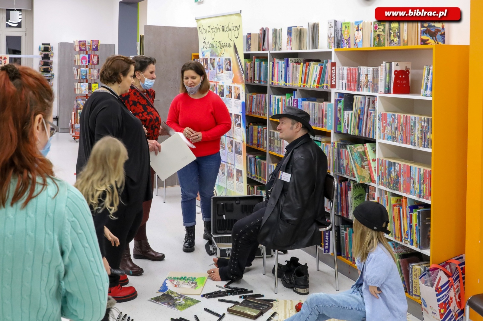 Zdjęcie w galerii na portalu naszraciborz.pl: Czterech artystów pokazało swoje umiejętności na wyjątkowym wernisażu [relacja MIPBP] wiadomości z regionu