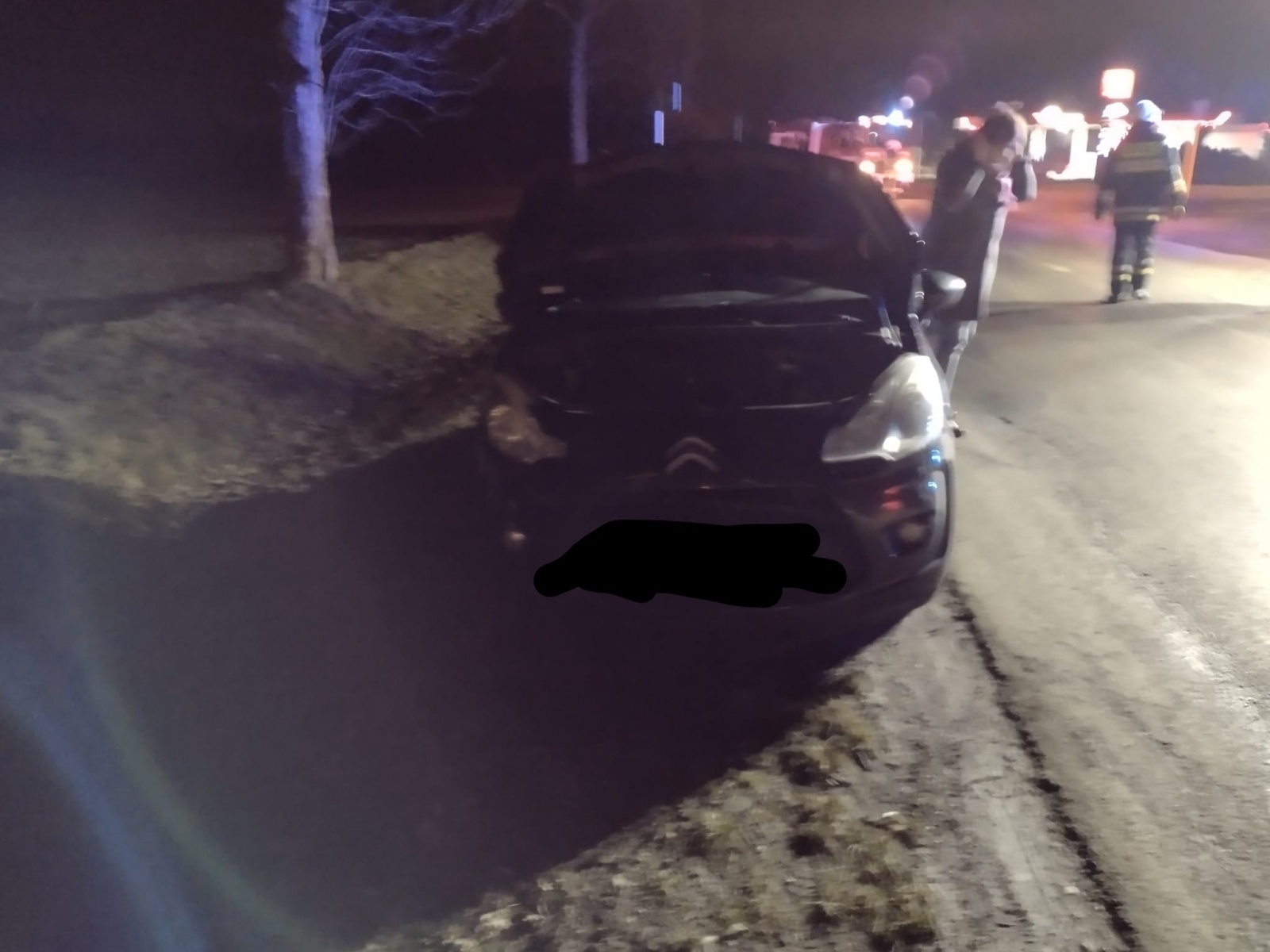 Zdjęcie w galerii na portalu naszraciborz.pl: Zderzenie trzech pojazdów na DW 935 Racibórz-Rybnik wiadomości z regionu