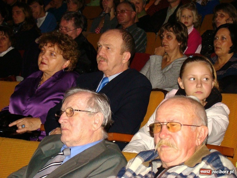 Zdjęcie w galerii na portalu naszraciborz.pl: Cztery scherza i parada św. Marcina  wiadomości z regionu