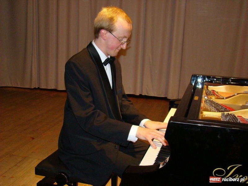 Zdjęcie w galerii na portalu naszraciborz.pl: Cztery scherza i parada św. Marcina  wiadomości z regionu