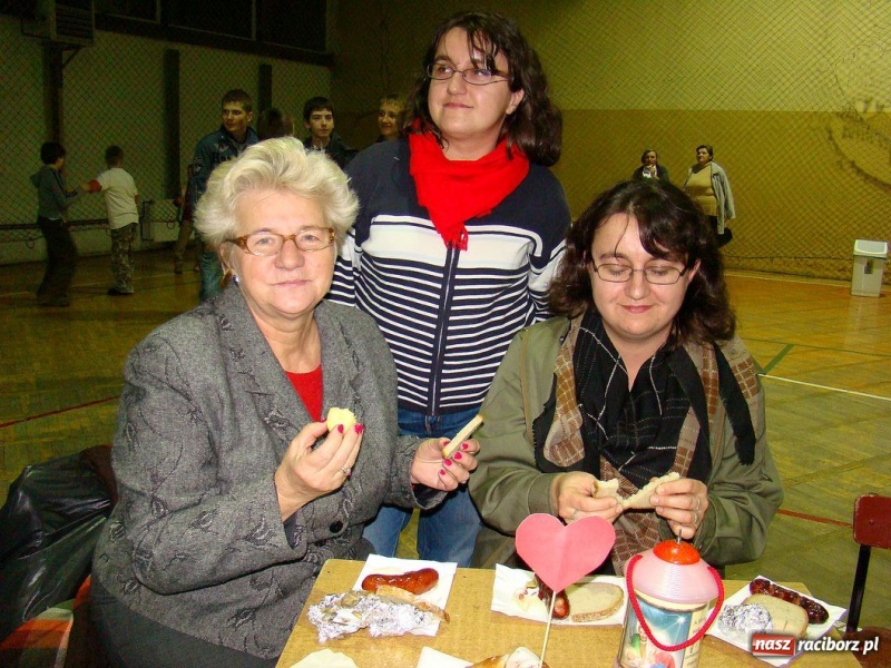 Zdjęcie w galerii na portalu naszraciborz.pl: Cztery scherza i parada św. Marcina  wiadomości z regionu