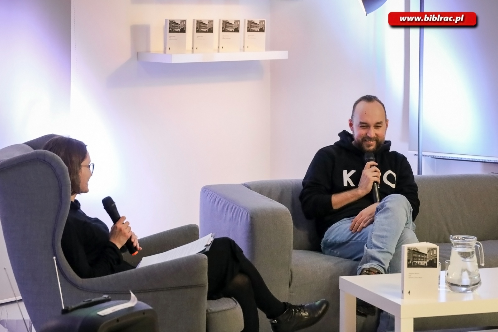 Zdjęcie w galerii na portalu naszraciborz.pl: Kajś tam jest Racibórz – Zbigniew Rokita w bibliotece wiadomości z regionu