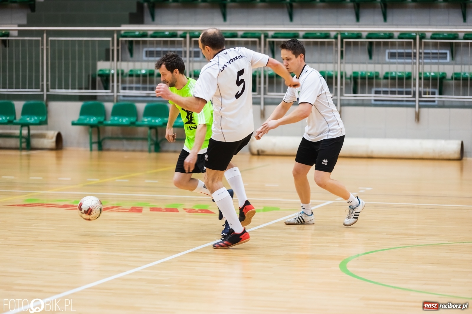 Zdjęcie w galerii na portalu naszraciborz.pl: Rodzice zawodników w rywalizacji o puchar [FOTO i WIDEO] wiadomości z regionu