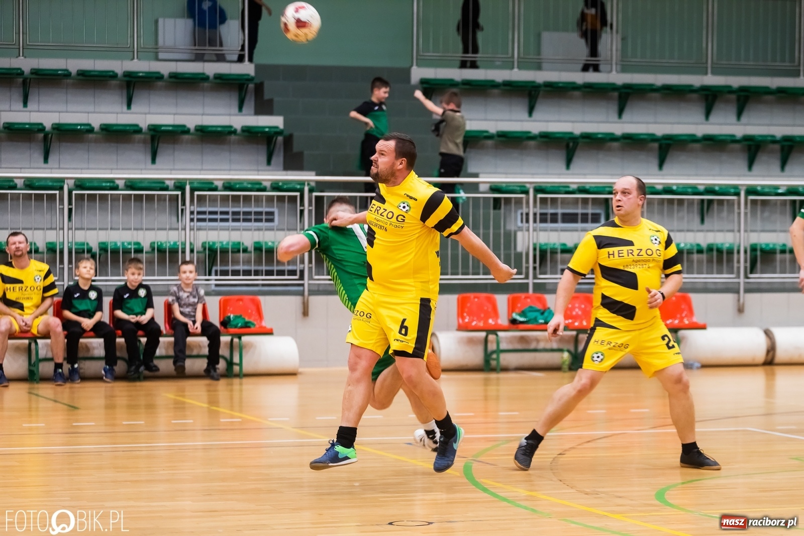 Zdjęcie w galerii na portalu naszraciborz.pl: Rodzice zawodników w rywalizacji o puchar [FOTO i WIDEO] wiadomości z regionu