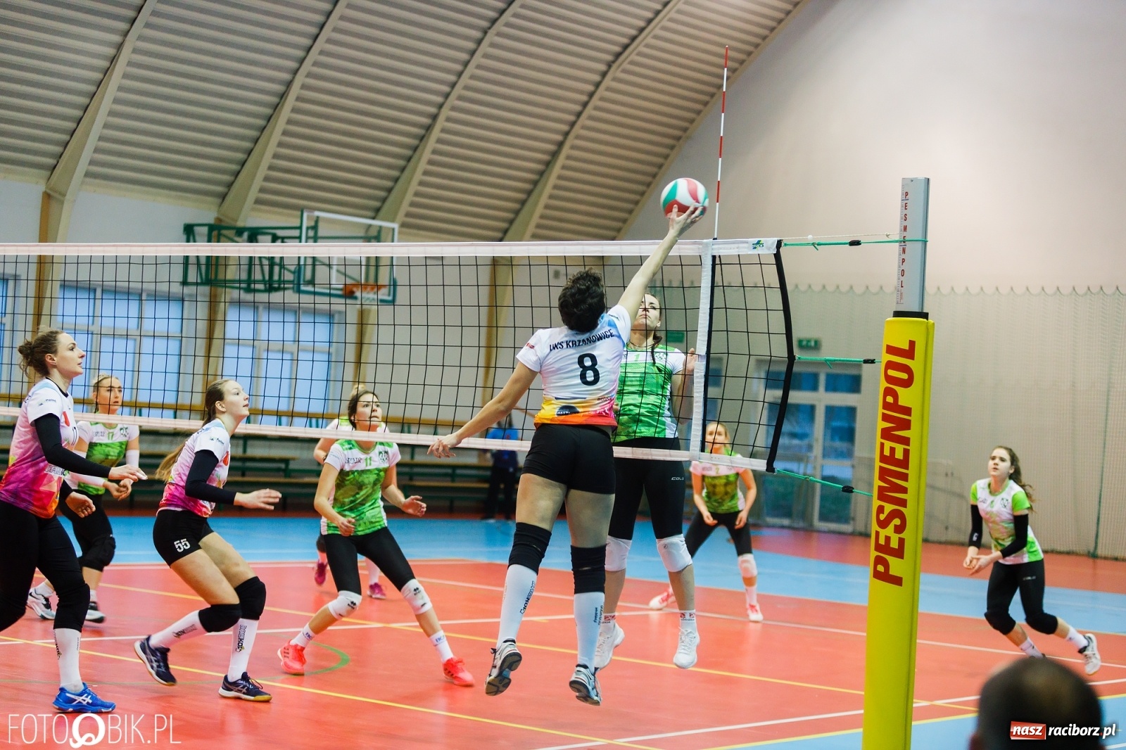 Zdjęcie w galerii na portalu naszraciborz.pl: Siatkarki Krzanowic znów zwycięskie. Częstochowa pokonana! [FOTO i WIDEO] wiadomości z regionu