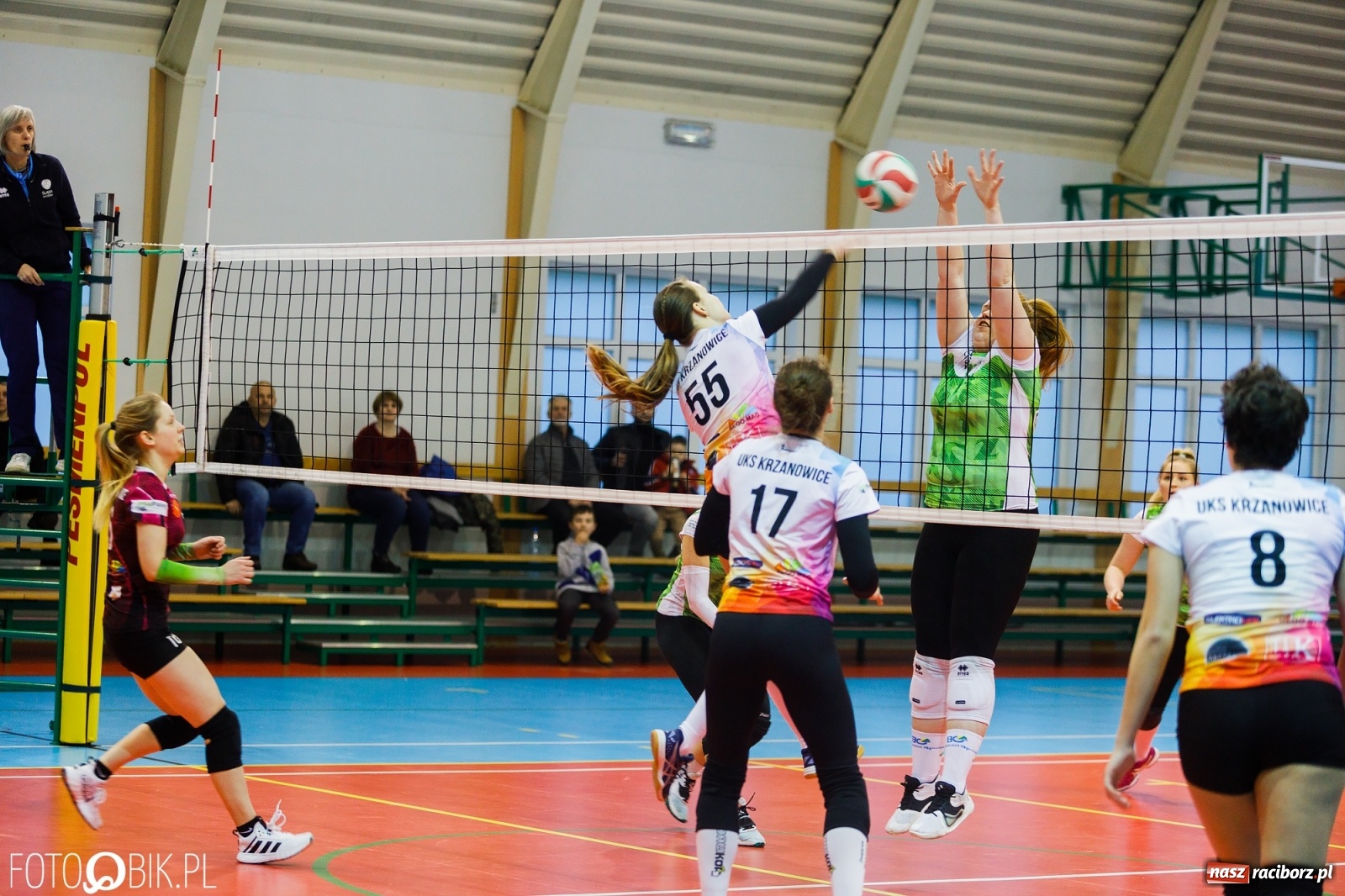Zdjęcie w galerii na portalu naszraciborz.pl: Siatkarki Krzanowic znów zwycięskie. Częstochowa pokonana! [FOTO i WIDEO] wiadomości z regionu