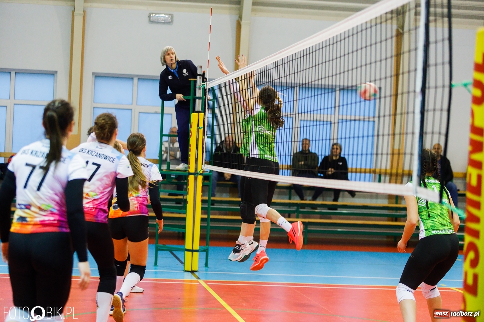 Zdjęcie w galerii na portalu naszraciborz.pl: Siatkarki Krzanowic znów zwycięskie. Częstochowa pokonana! [FOTO i WIDEO] wiadomości z regionu
