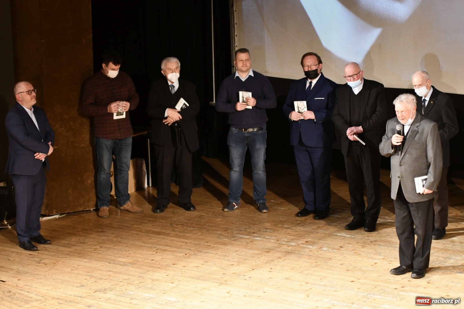 Zdjęcie w galerii na portalu naszraciborz.pl: Niekoronowany król Górnego Śląska. Ulitzka po premierze wiadomości z regionu