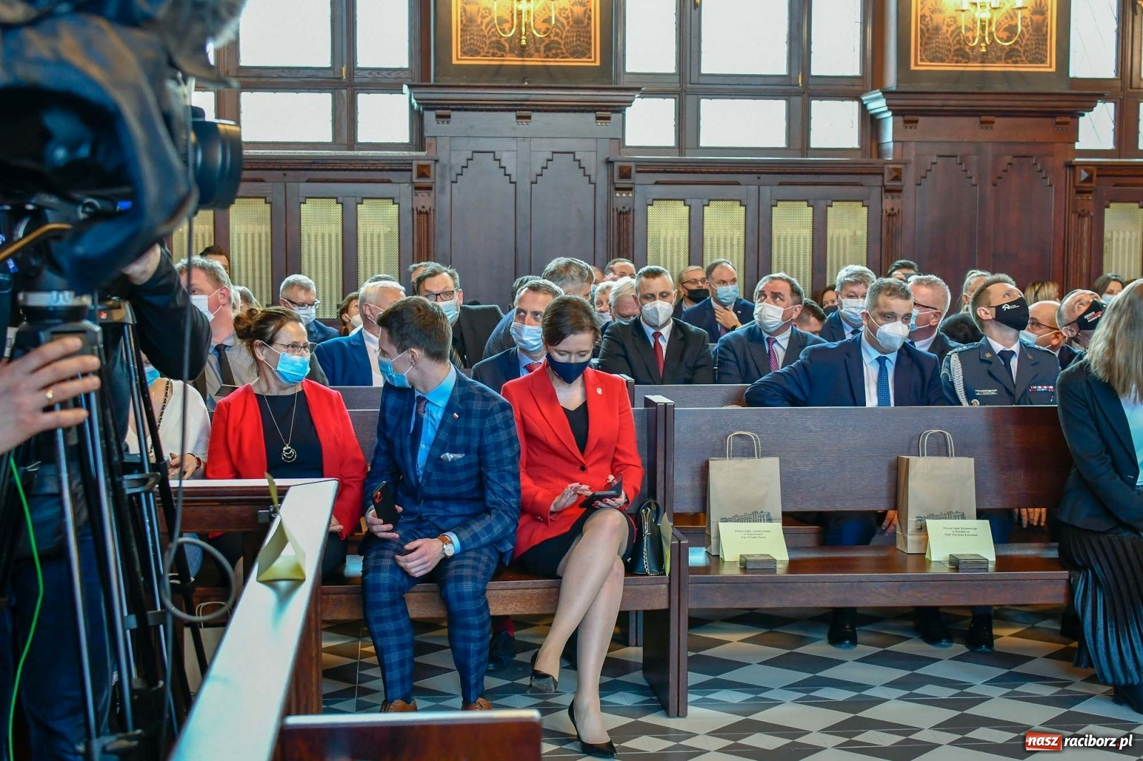 Zdjęcie w galerii na portalu naszraciborz.pl: Historyczny moment w dziejach Raciborza. Gmach dawnego Sądu Krajowego odzyskał pierwotne funkcje [FOTO i WIDEO] wiadomości z regionu