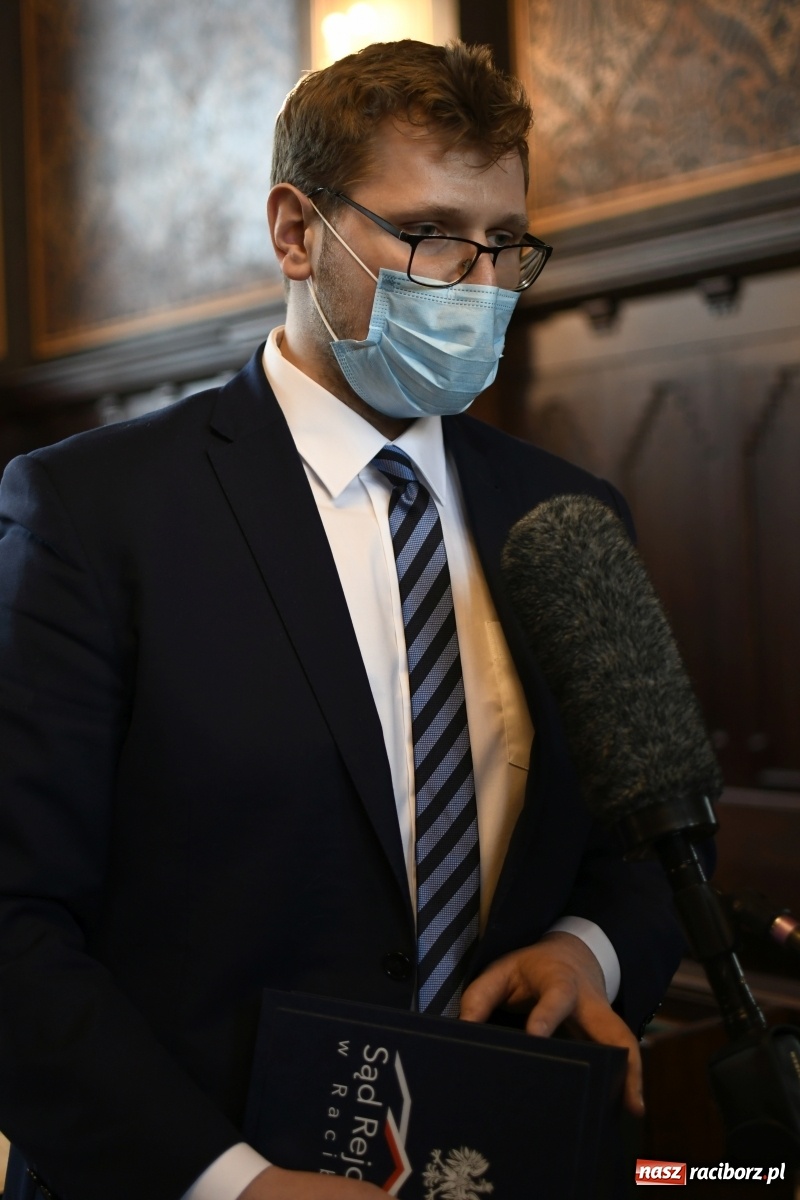 Zdjęcie w galerii na portalu naszraciborz.pl: Historyczny moment w dziejach Raciborza. Gmach dawnego Sądu Krajowego odzyskał pierwotne funkcje [FOTO i WIDEO] wiadomości z regionu