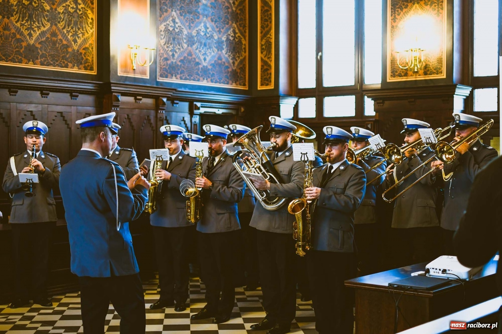 Zdjęcie w galerii na portalu naszraciborz.pl: Historyczny moment w dziejach Raciborza. Gmach dawnego Sądu Krajowego odzyskał pierwotne funkcje [FOTO i WIDEO] wiadomości z regionu